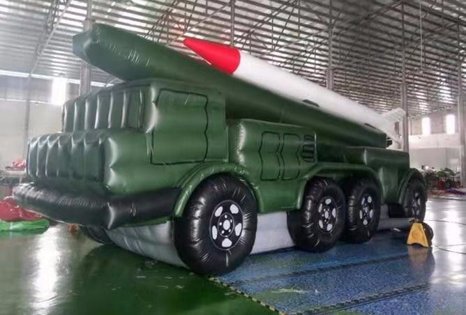 定安迷彩导弹车