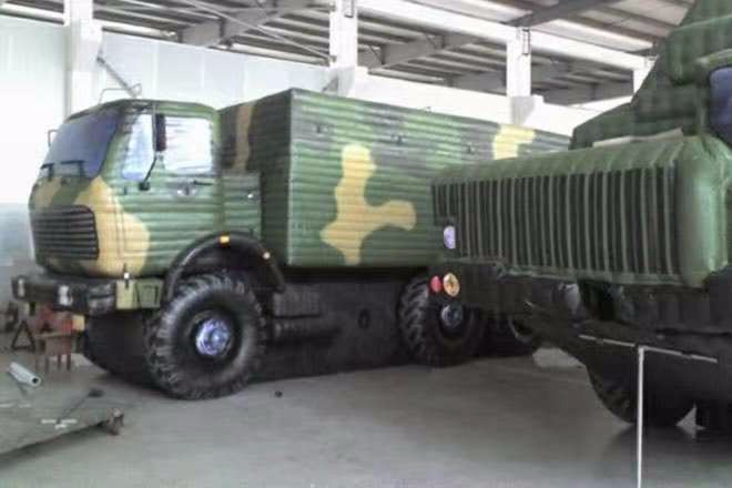 定安大型军事车